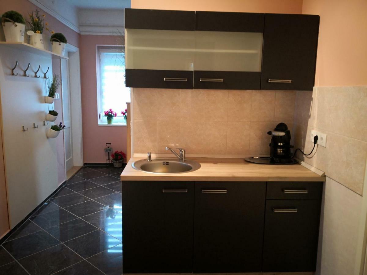 סגד Kupola Apartman מראה חיצוני תמונה